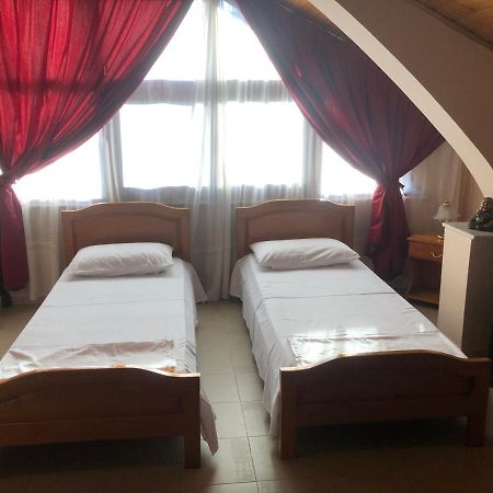 Villa Pepeto Durres Albania Eksteriør bilde